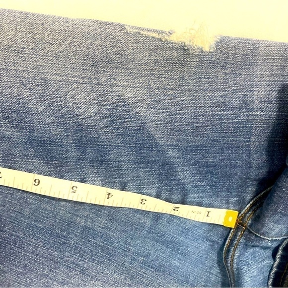 Kut From The Kloth Jeans Women’s Size 6 Distressed High-Rise Baby Bootcut - Picture 15 of 16